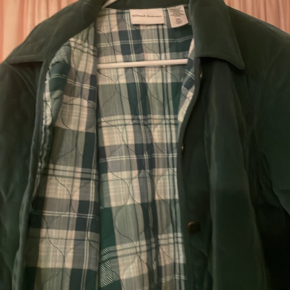 Jacket - Picture 5 of 6